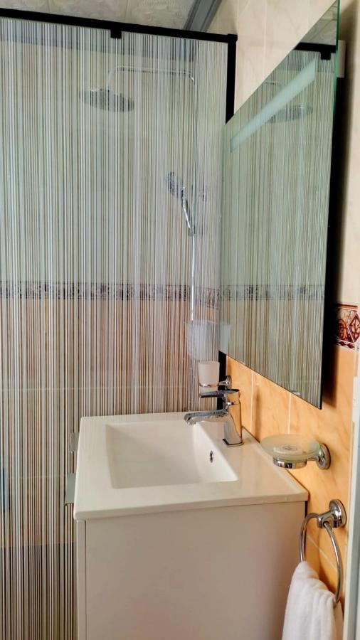 Sea View Apartment In Alcala Exterior photo